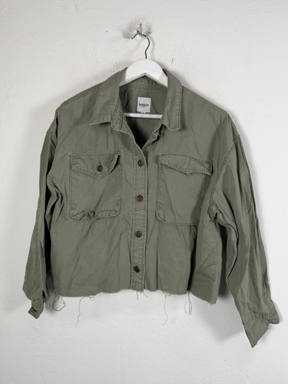 Kensie Jeans Women's Olive Green Cropped Utility Shirt Jacket Raw Hem Large